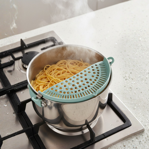 Clip On Pot Strainer